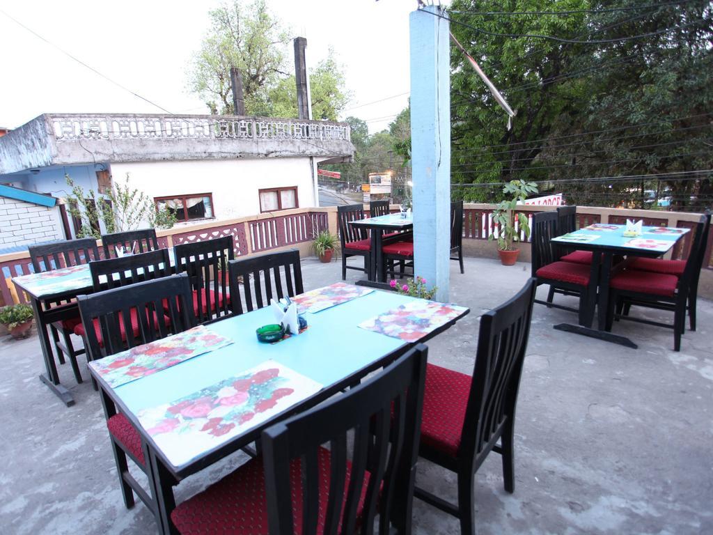 Trekkers Lodge Покхара Екстер'єр фото