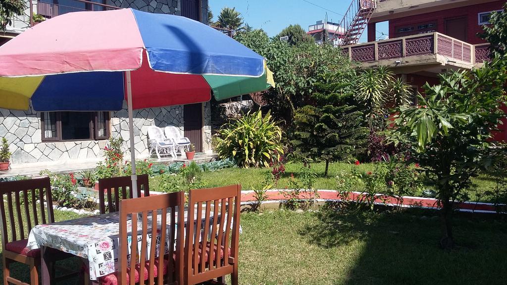 Trekkers Lodge Покхара Екстер'єр фото